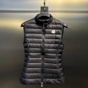 Moncler Jacket In Black – CJ13