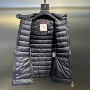 Moncler Jacket In Black – CJ13