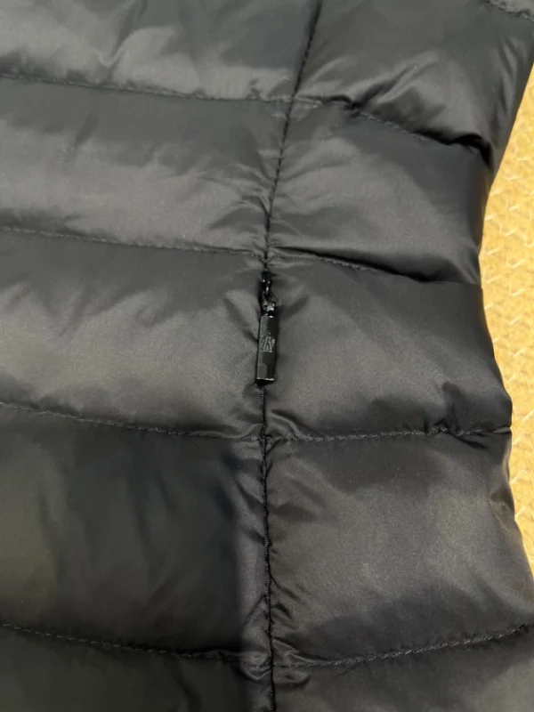 Moncler Jacket In Black – CJ13