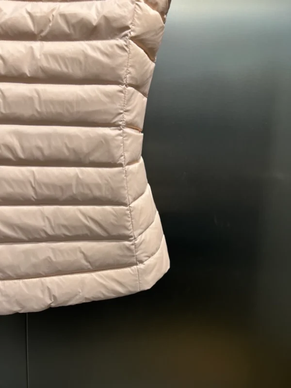 Moncler Jacket – CJ15