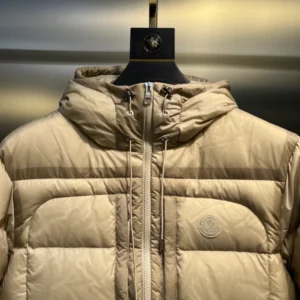 Moncler Jacket – CJ16