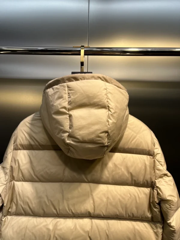 Moncler Jacket – CJ16