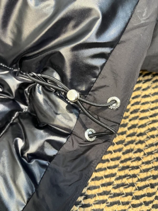Moncler Jacket – CJ17
