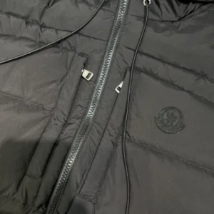 Moncler Jacket – CJ17