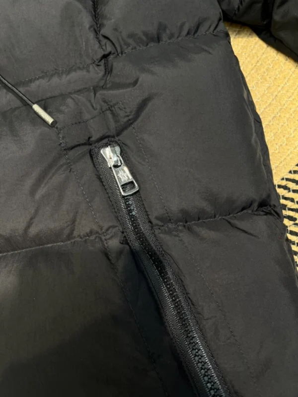 Moncler Jacket – CJ17
