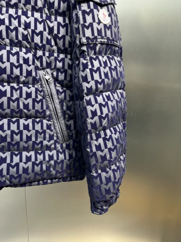 Moncler Jacket – CJ18