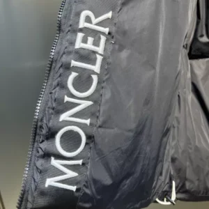 Moncler Jacket – CJ22