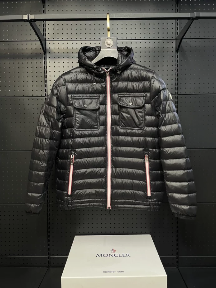 Moncler Jacket – CJ27