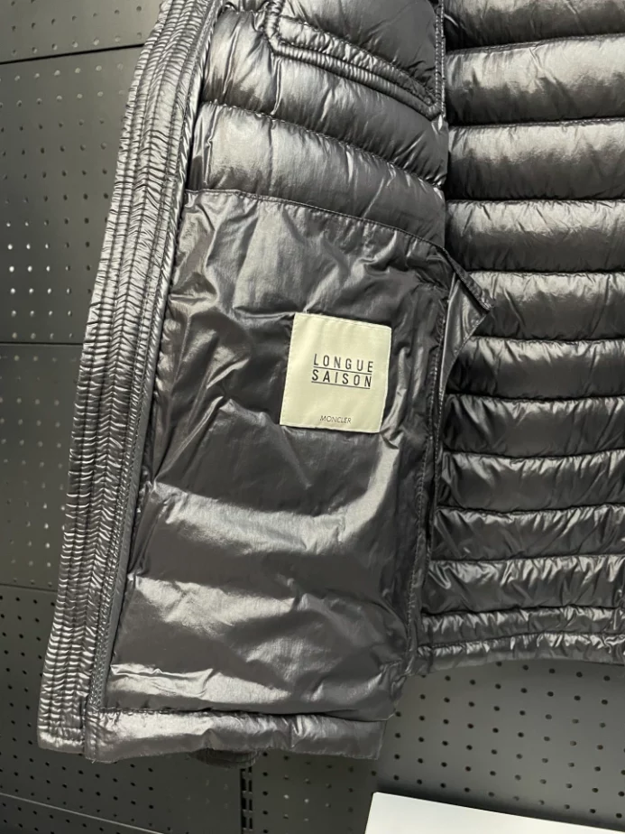 Moncler Jacket – CJ27