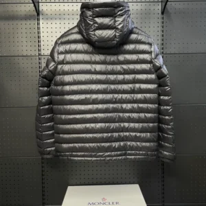 Moncler Jacket – CJ27