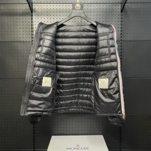 Moncler Jacket – CJ27