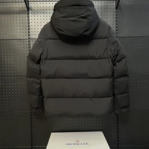 Moncler Madeira Down Jacket – CJ29