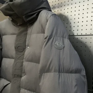 Moncler Madeira Down Jacket – CJ30