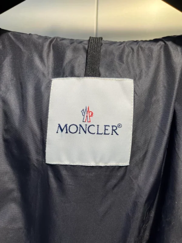 Moncler Montcla Down Jacket – CJ24