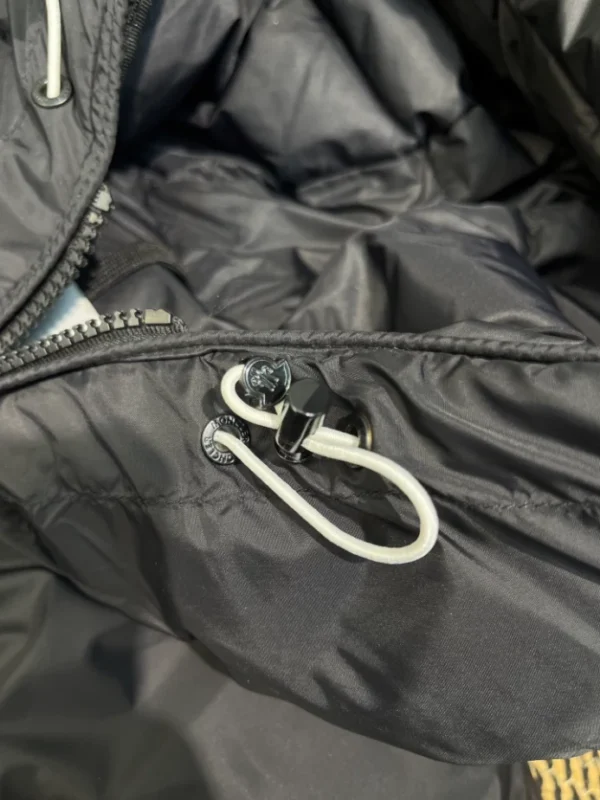 Moncler Montcla Down Jacket – CJ24