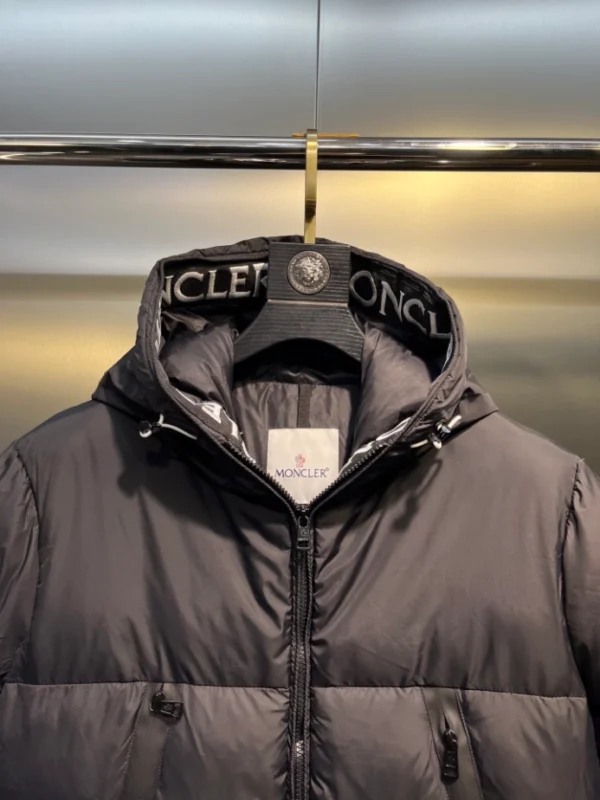 Moncler Montcla Down Jacket – CJ24