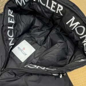 Moncler Montcla Down Jacket – CJ24