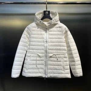 Moncler Raie Packable Hooded Short Down Jacket – CJ37