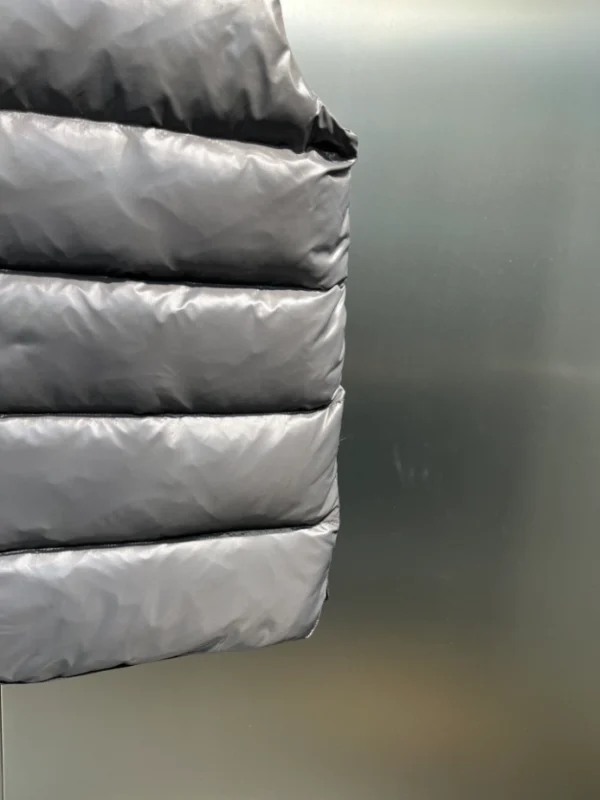 Moncler Tibb Down Vest – CJ21