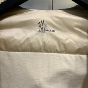 Moncler Grenoble Logo-Print Puffer Jacket – CJ41