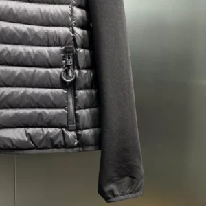 Moncler Grenoble Logo-Print Puffer Jacket – CJ42