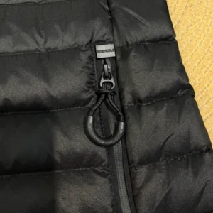 Moncler Grenoble Logo-Print Puffer Jacket – CJ42