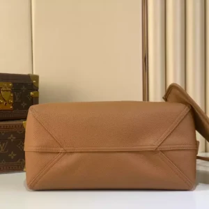 LV Verso Tote H38 Bag - RBV105