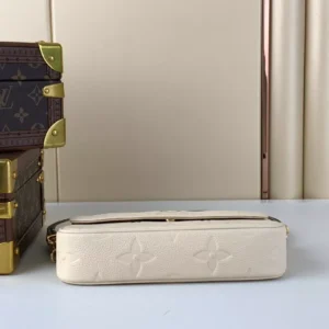 LV Wallet On Chain Ivy Monogram Empreinte Leather - RLB37