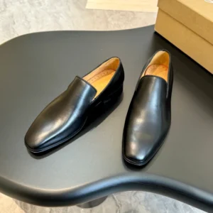 Christian Louboutin Danny Flex Leather Loafer - RC06