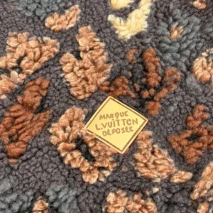 LV Reversible Fleece Blouson – LJ14