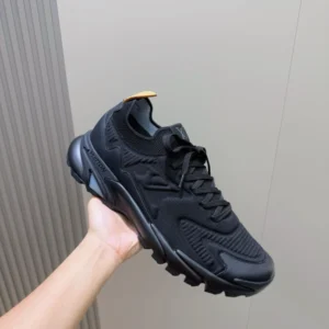 LV Runner Tatic Sneaker - RLS179