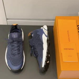 LV Runner Tatic Sneaker - RLS181