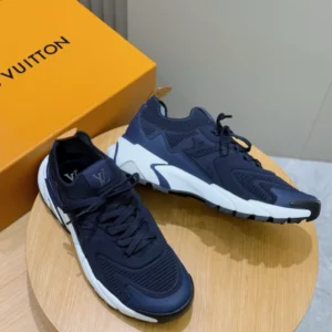 LV Runner Tatic Sneaker - RLS181