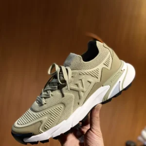 LV Runner Tatic Sneaker - RLS183