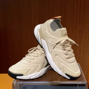 LV Runner Tatic Sneaker - RLS184