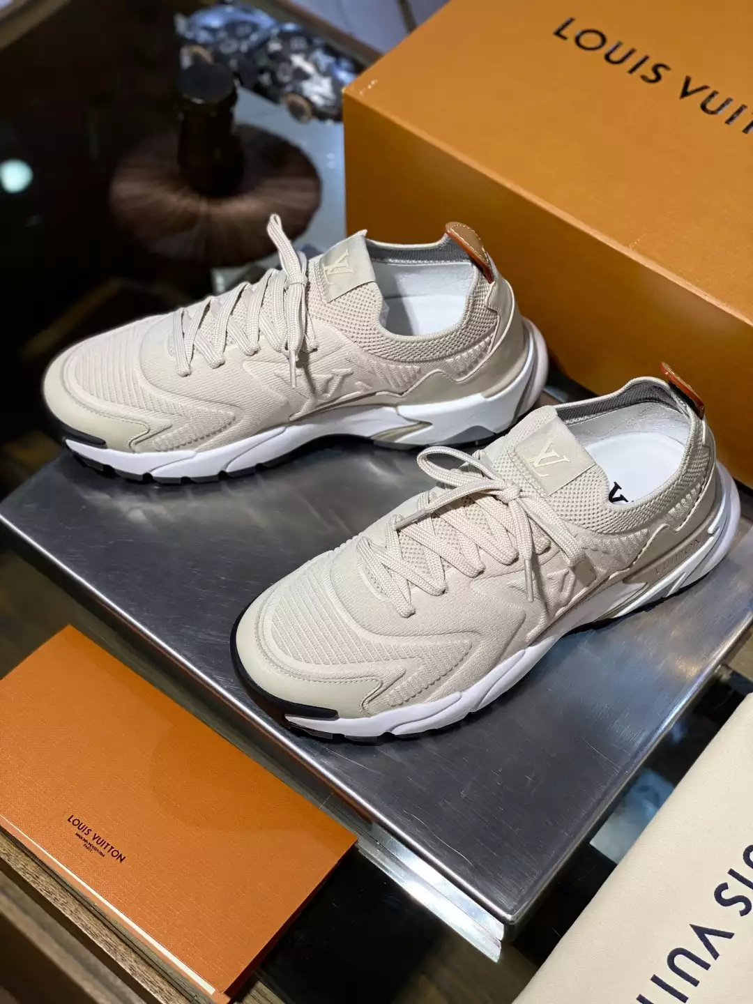 LV Runner Tatic Sneaker - RLS184