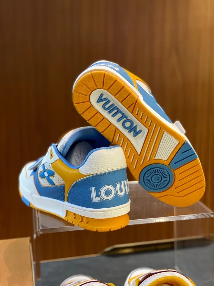 LV Trainer Sneaker In Blue - RLS188
