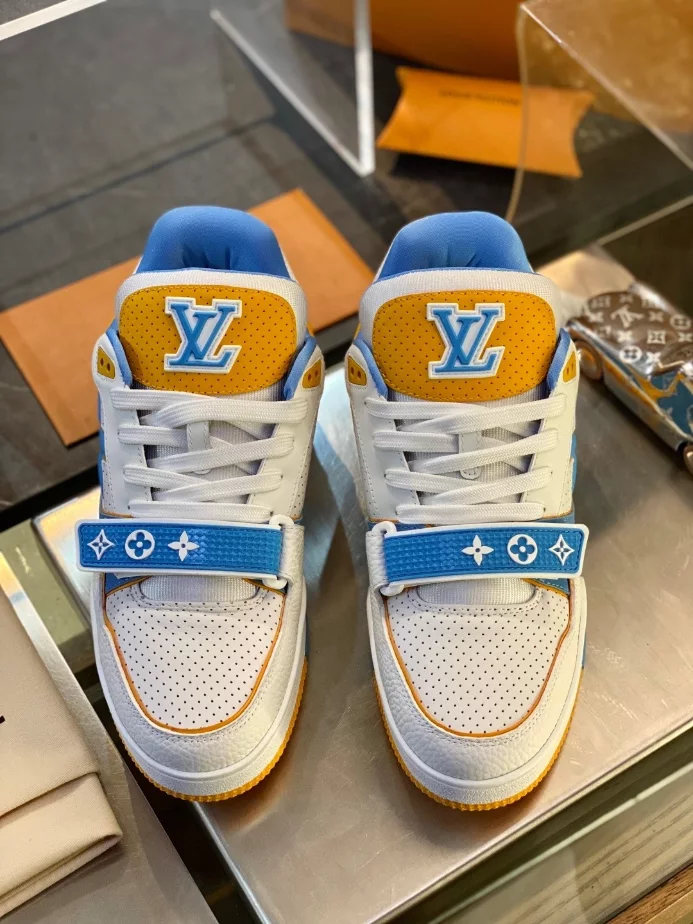LV Trainer Sneaker In Blue - RLS188