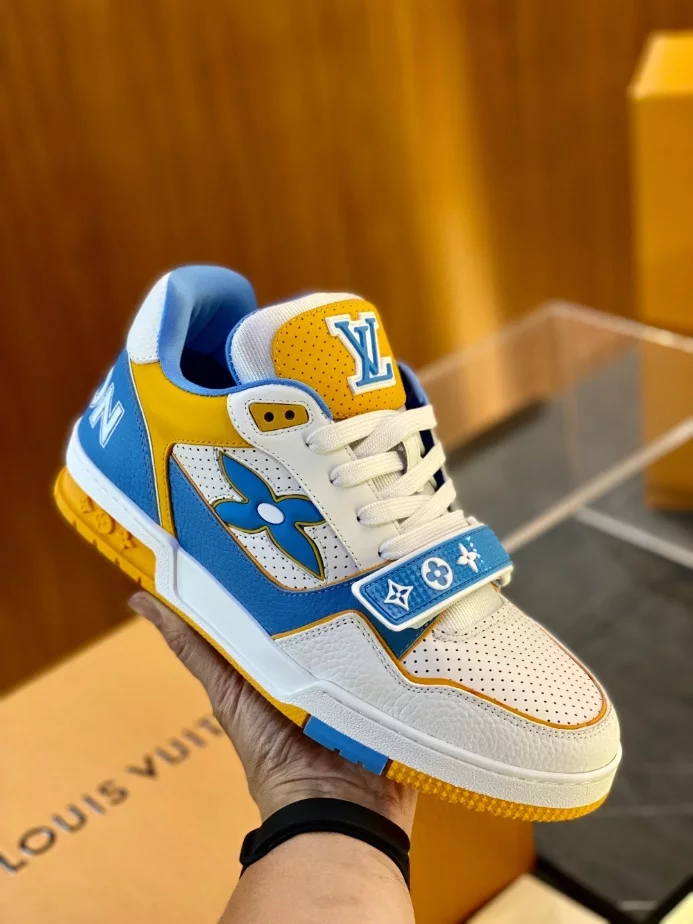 LV Trainer Sneaker In Blue - RLS188