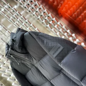 Louis Vuitton Down Blouson – LJ10