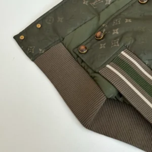 Louis Vuitton Monogram Bomber – LJ12