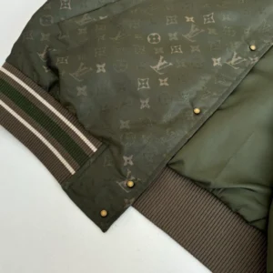 Louis Vuitton Monogram Bomber – LJ12