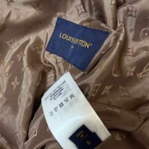 LV Leather Patch Fleece Blouson – LJ16