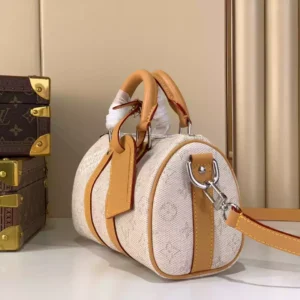 LV Keepall Bandoulière 25 Bag - RBV124