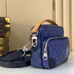 LV Nil Cross-body Bag - RBV113