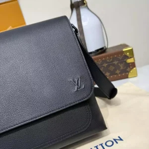 LV Speed Messenger Bag - RBV116