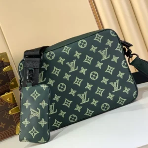 LV Trio Messenger Bag - RBV120