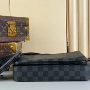 LV Trio Messenger Bag - RBV123