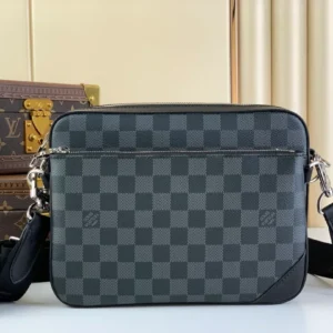 LV Trio Messenger Bag - RBV123