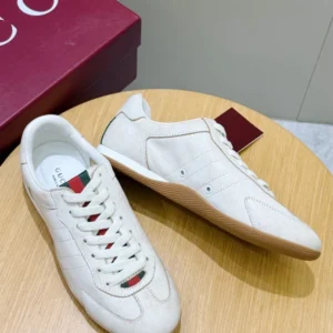 Gucci Shift Leather Sneakers – RGS98